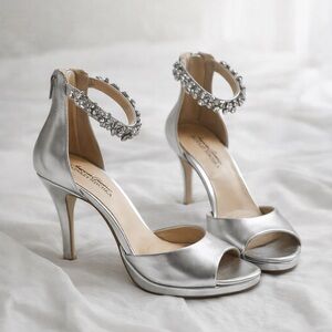 ✨ Badgley Mischka Silver Crystal Ankle-Wrap Heels Size 8